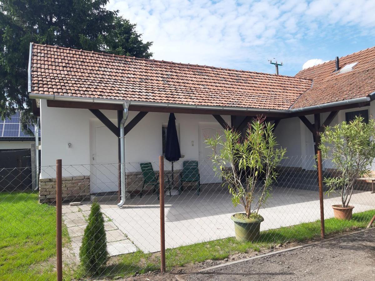 ALFA Szálláshely Sándorfalva Exterior foto